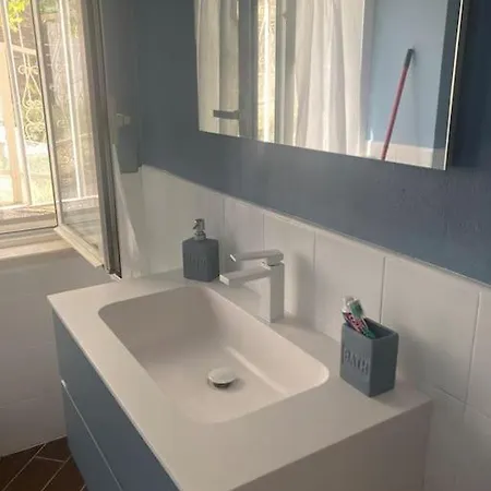 Appartement In Paese E Vicino Al Mare Arenzano
